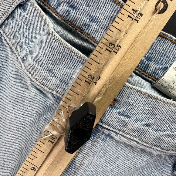 Y2K Levi's Jeans Mens 35x31* 560 Loose Tapered Blue Faded Cotton Denim Tag 36x32 - Picture 15 of 16